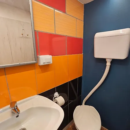 Apartament Con Ingresso Privato E Vista Giardino